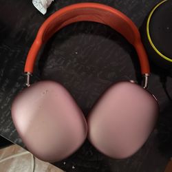 AirPod maxes