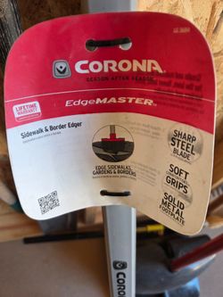 Corona EdgeMaster Sidewalk & Border Edger