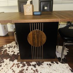 TABLE AND 5 CHAIRS