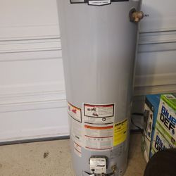 Used Water Heater - Boiler Usado 