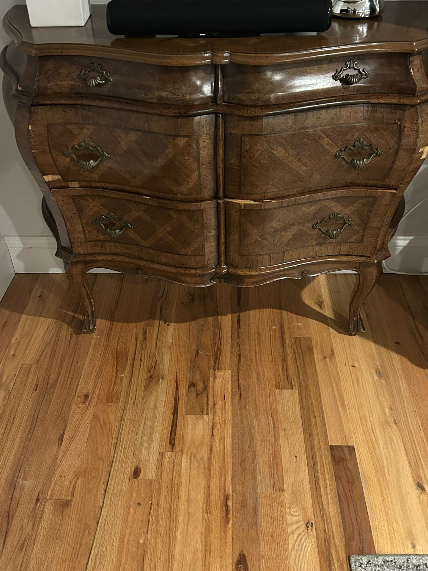 Italian Bombay Tables