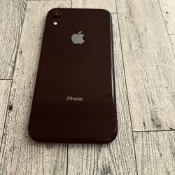 iPhone XR (64 Gb Unlocked For Any Carrier