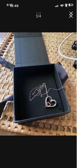 LOW PRICE MOVING- SOLID GOLD DIAMOND