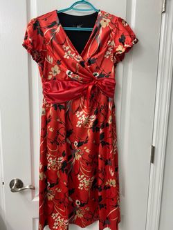 Woman’s dress-size M