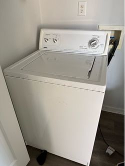Electric heavy duty washer.