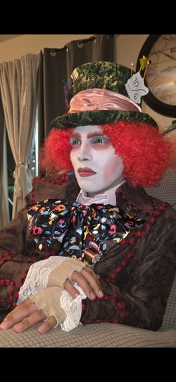 Mad Hatter costume (Traje Sombrerero Loco) Size: Small (Talla Chico)