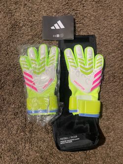 Adidas predator goalkeeper gloves