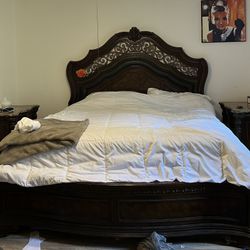 King Bedroom Set 