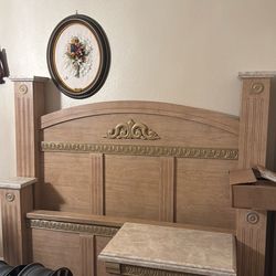Bed frame and drawer set