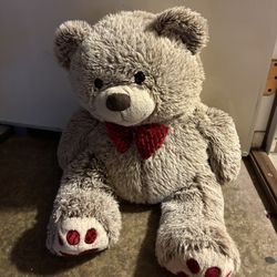 grey teddy bear