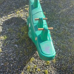 Alligator Teeter Todder 