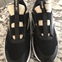 New Reebok Slip-on tennis Shoes 