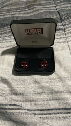 Deadpool cuff links