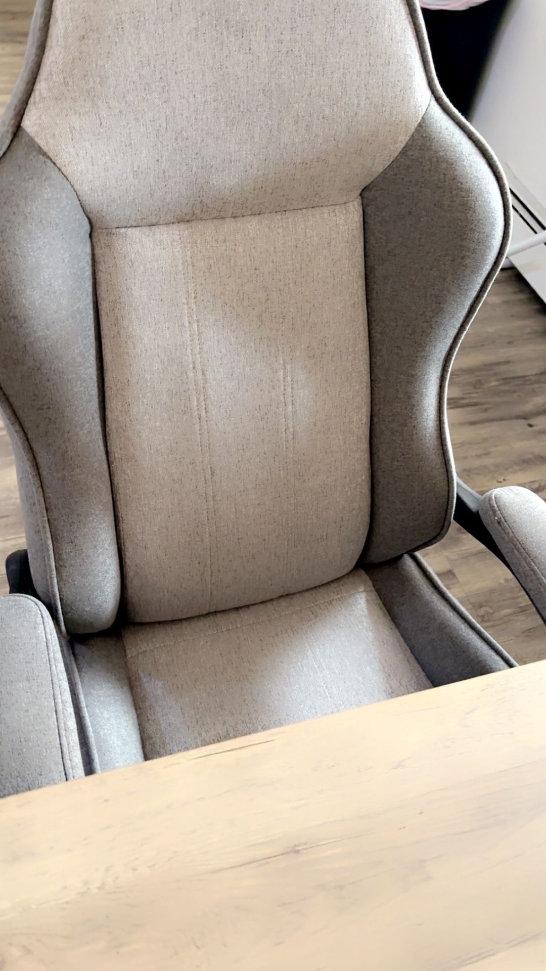 Game Desk Chair And Speakers And Samsung 27 In Screen 
