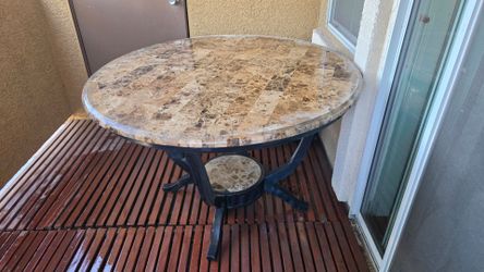 ​44" Round Marble Top Dining l Outdoor/Indoor Table - Sturdy Base