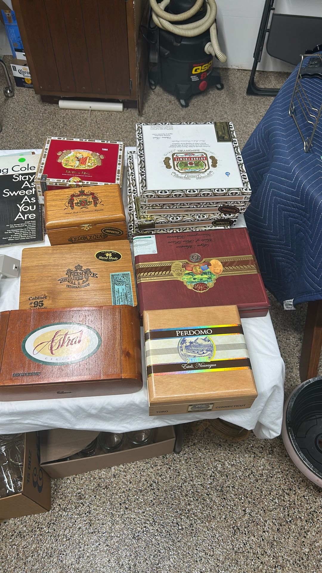Wooden cigar boxes