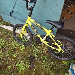 $15 Kids Bike w/detachable Training Wheels