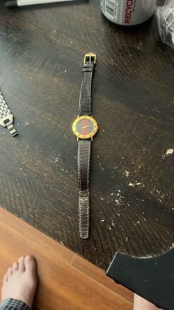 Gucci vintage 3000 watch