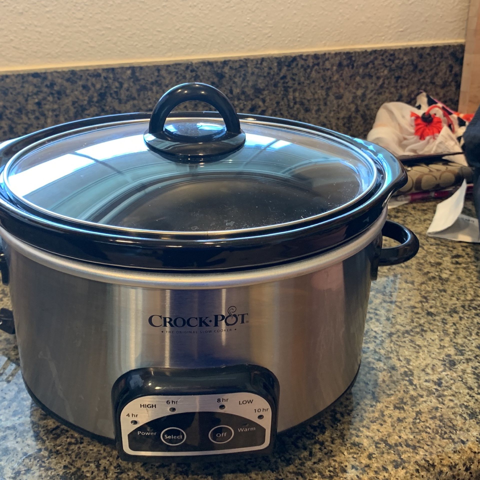 4 Quart Crockpot Programmable Slow Cooker