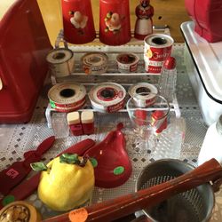 Downsizing  Vintage  Kitchen  Etc Items Fun Item Retro Cash/Venmo White b