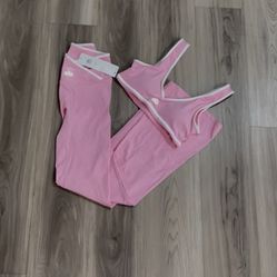 Pink 2 Piece Alo Set 