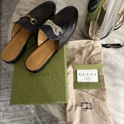 GUCCI WOMEN'S PRINCETOWN LEATHER SLIPPER SIZE 40 1/2 *BRAND NEW*