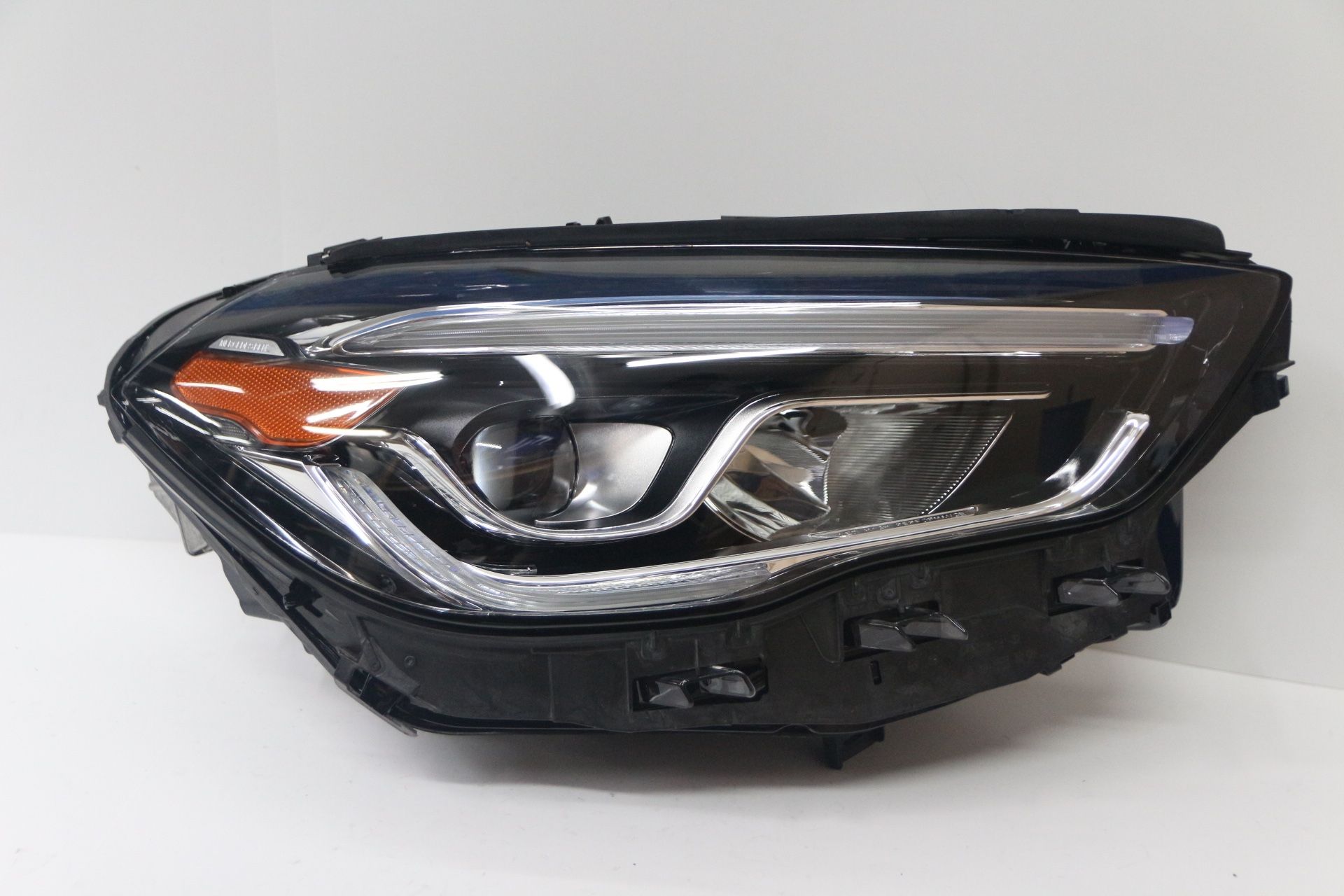 2021-2023 Mercedes GLA GLA250 Right Headlight Original Oem