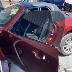 Mazda Miata Glass / Window
