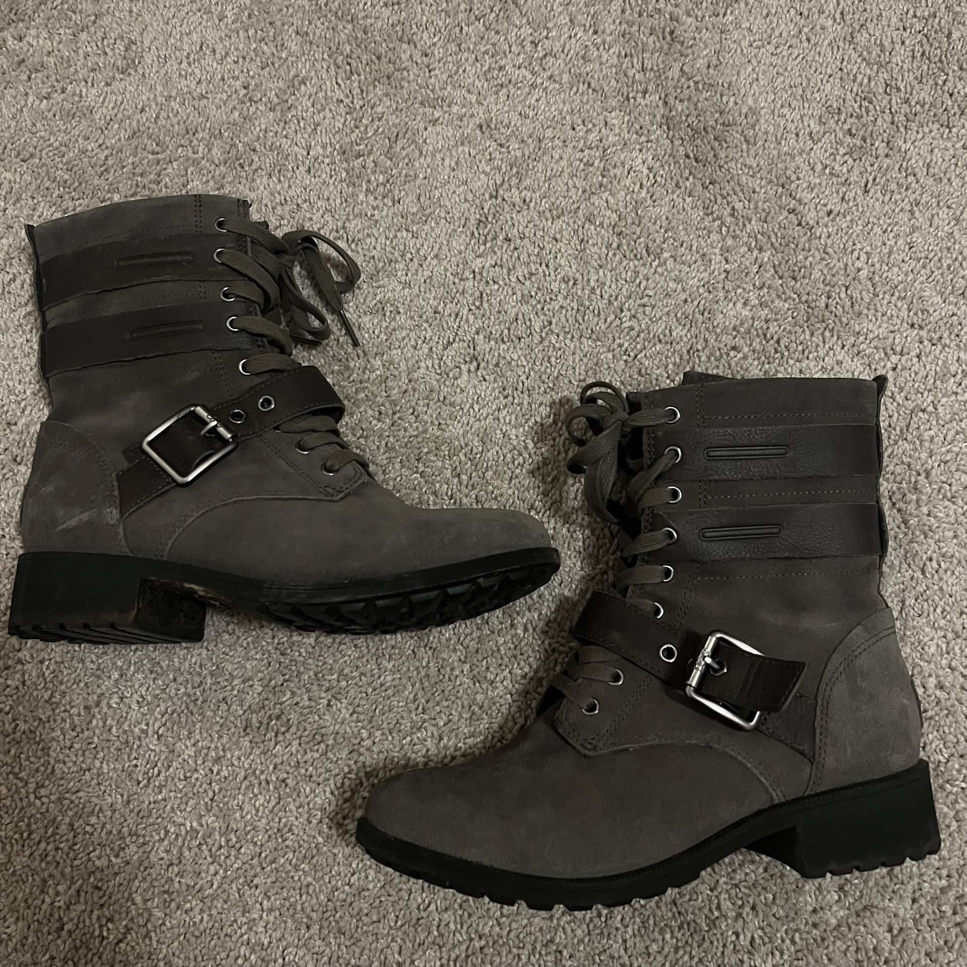 Ugg Woman’s Zia Waterproof Boots