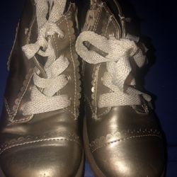 Cat & Jack Girls Ankle Boots. Size 9 C