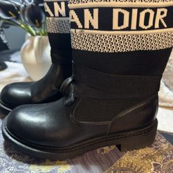 Christian Dior Boots 