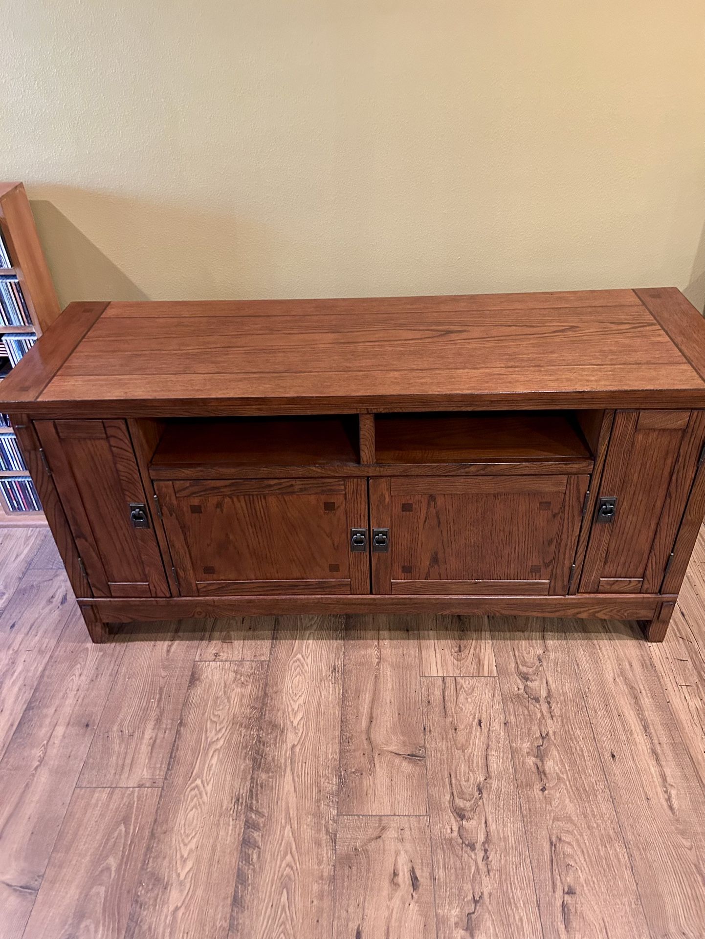 Solid Wood TV Console table/Entertainment Center
