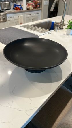 Black Decorating Bowl