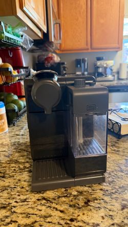 De’Longhi Coffee Maker – Works Great – Used