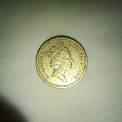 1995  1 Pound Coin make Me a Offer $$