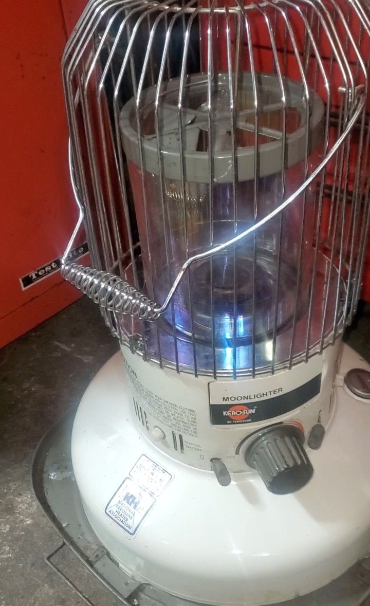 KeroSun Moonlighter small kerosene heater, light and stove too! for