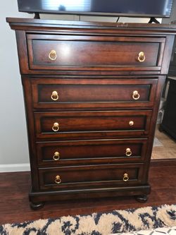 Chest or drawers