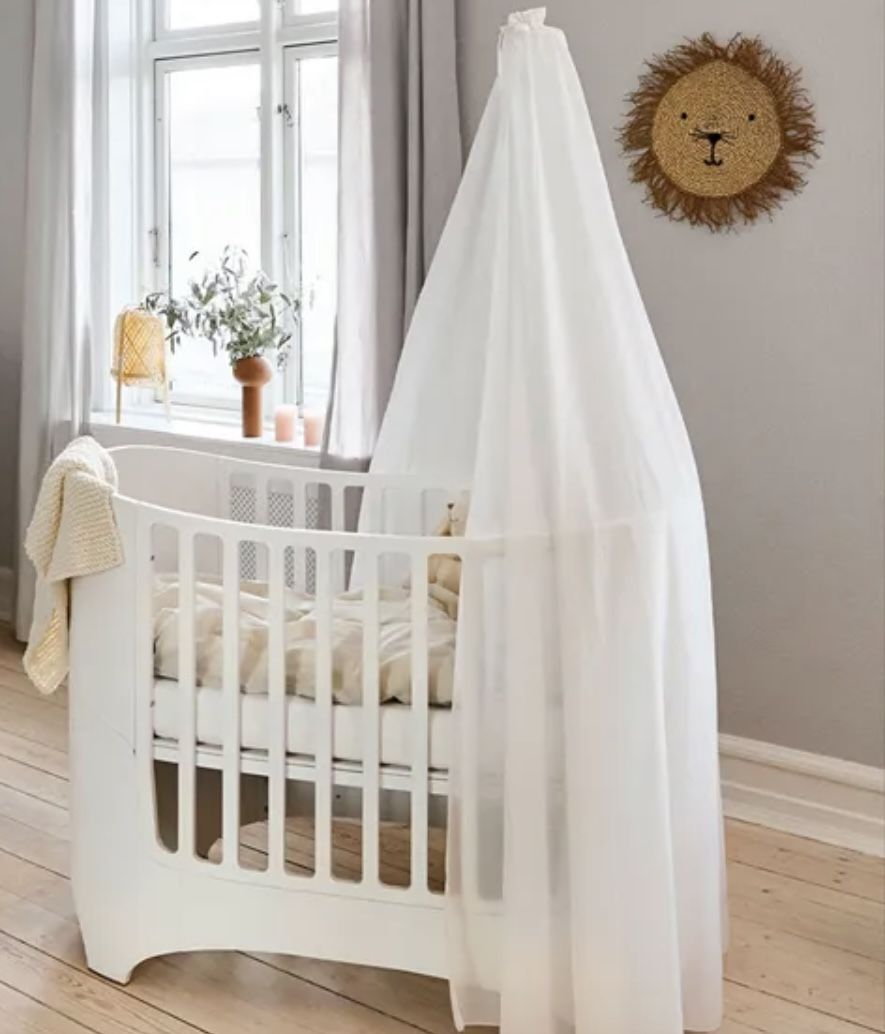 Modern Oval complete Crib Set With Changing Table & Dresser