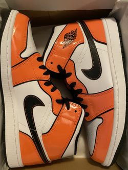 Jordan 1 Turf Orange Sizes 9, 10.5, 11 New