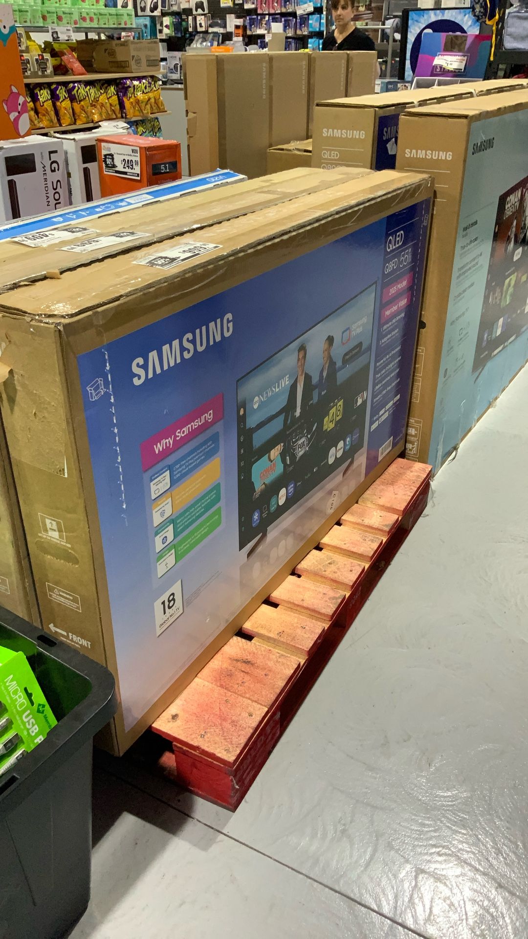 Samsung 55” QLED AI Smart