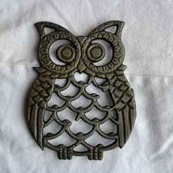 Vintage Cast Iron Owl Trivet