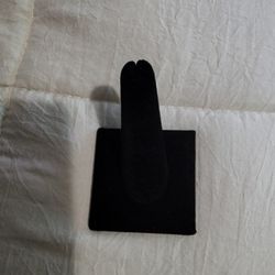 Ring Holder 