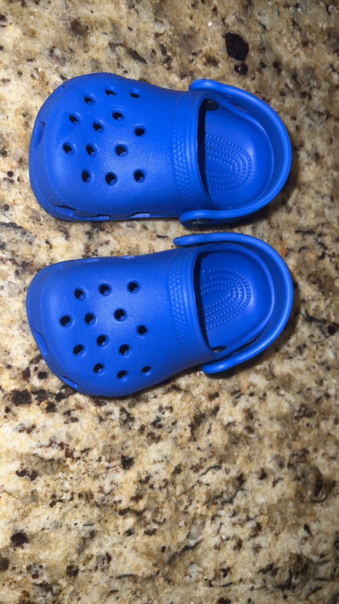 Baby Crocs Size 2-3c