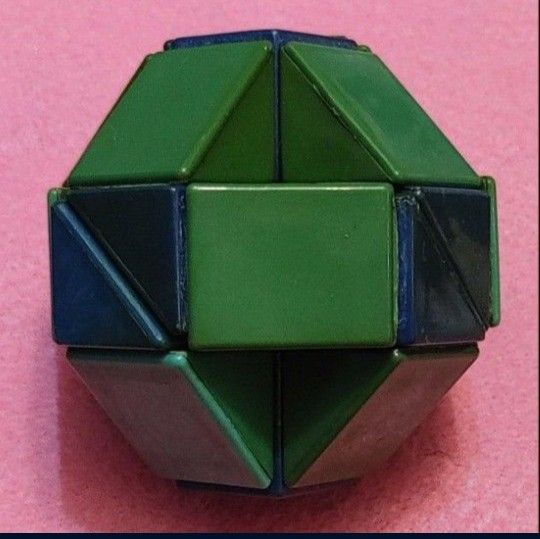 Vintage (1981) SNAKE PUZZLE TOY By IDEAL, The Makers of the Rubik's Cube (Used) EXCELLENT CONDITION! Please Read Description.
