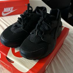 Youth Nike Huarache Run