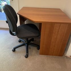Corner Desk