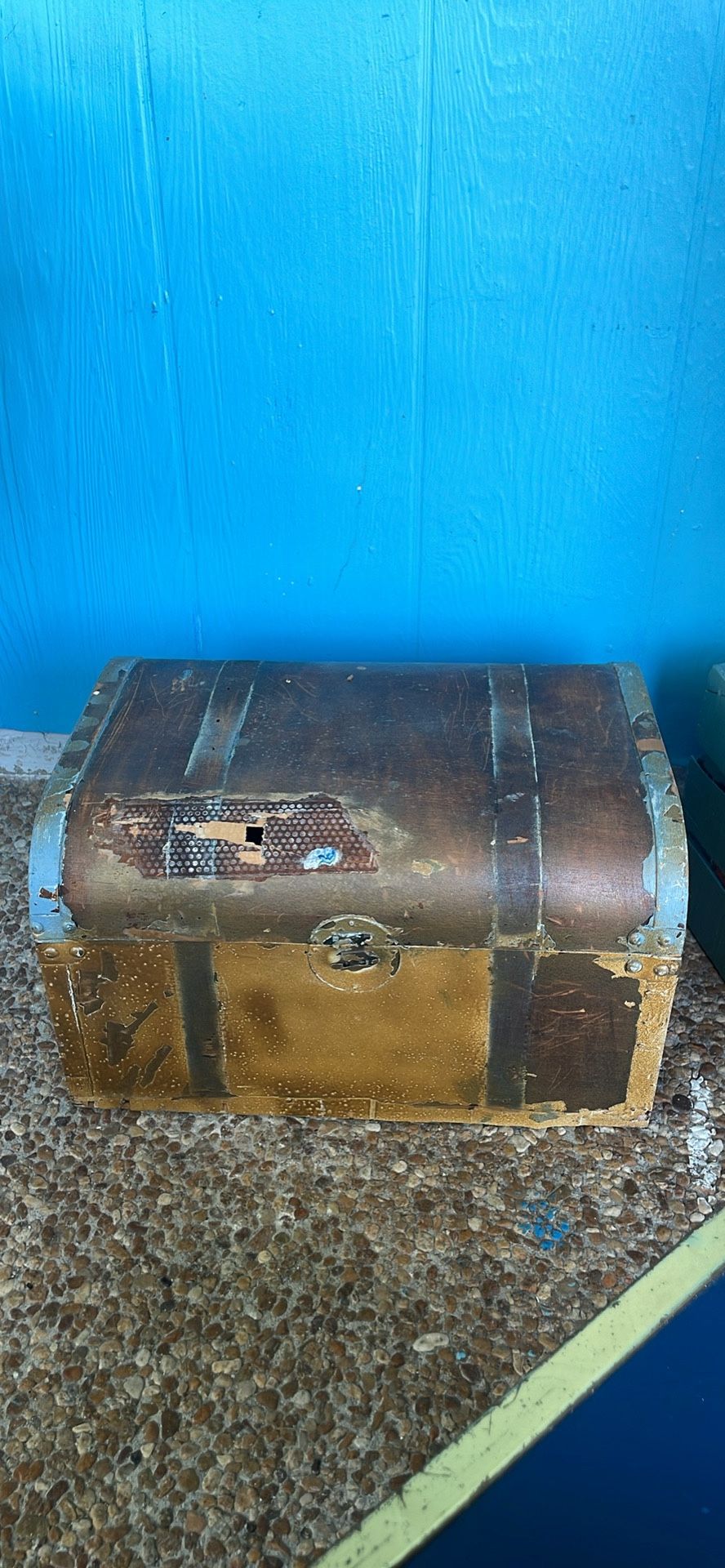 Small Rustic Treasure Chest