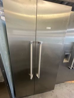 Thermador 42” built in refrigerator