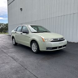 2011 FORD FOCUS SE