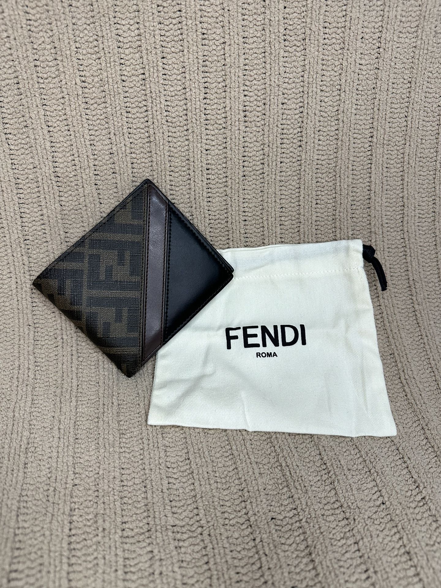 FENDI DIAGONAL BI-FOLD WALLET BROWN FABRIC FF ROMA MADE IN ITALY DUST BAG INCLUDED